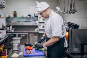 Tuyển dụng đầu bếp diện Fachkraft